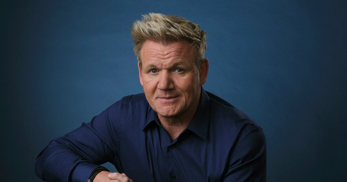 Gordon Ramsay, food blogger stronca il nuovo ristorante dello chef: “140 euro per bere l’acqua del rubinetto”