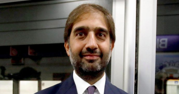 L’aneddoto di Vecchioni: “Geronimo La Russa e soci mi rubarono pure le mutande”