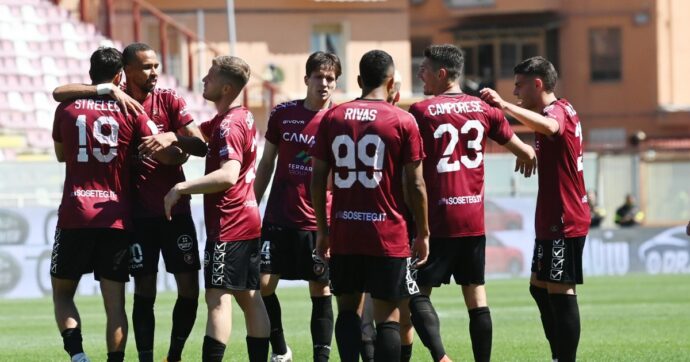 Accolto il ricorso del Perugia contro il Lecco, addio alla Reggina: la Serie B è già nel caos