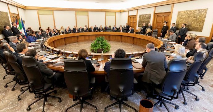 Csm, rinvii e fughe. La destra in trincea: vendetta per Salvini