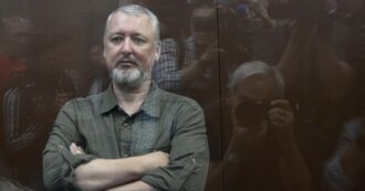 Copertina di “Putin una nullità”: Mosca fa arrestare il nazionalista Girkin, ex comandante in Donbass e blogger da 900mila lettori