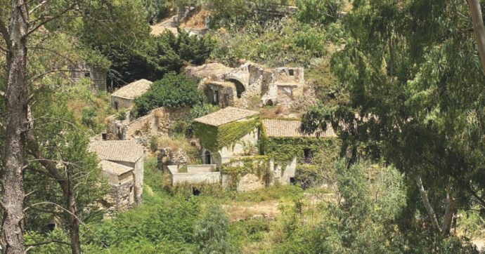 Copertina di Pnrr, i 420 milioni per 21 borghi sono un buco nero