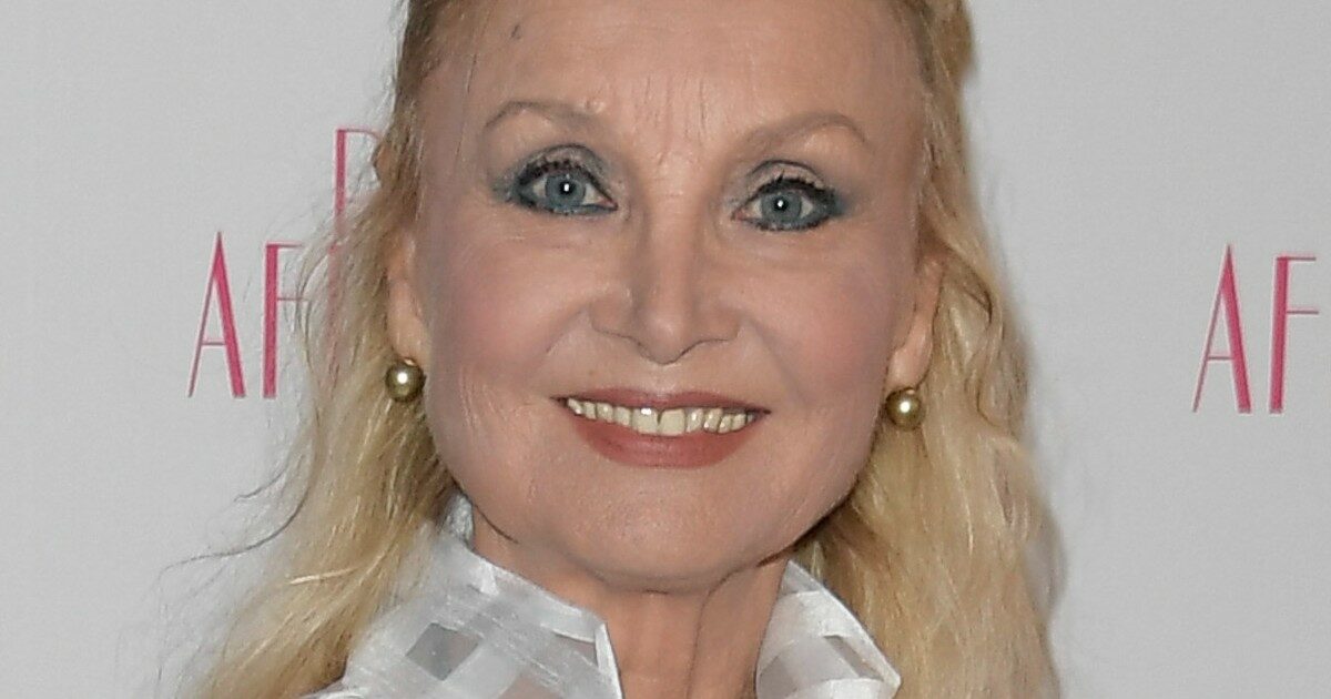 Barbara Bouchet e i ruoli sexy: “Non sono pudica, con i miei fratelli stavamo nudi in stanza”