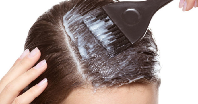Le tinture per i capelli sono tossiche? Ecco perché bisogna fare attenzione anche a quelle senza ammoniaca