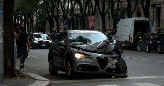 Copertina di Incidente per la scorta di Ignazio La Russa a Milano: scontro con i vigili del fuoco. Tre feriti – Video