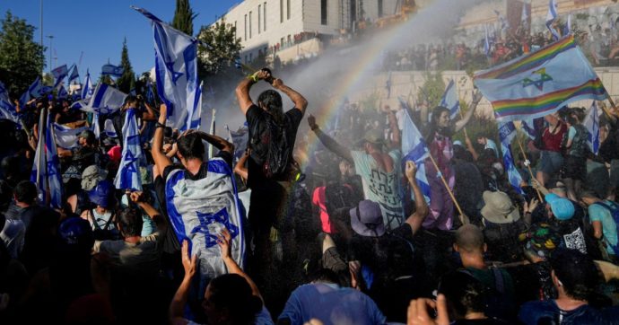 Braccio di ferro finale in Israele fra Netanyahu, opposizioni e popolo