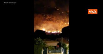 Paura per gli incendi a Mondello, le fiamme lambiscono le case: evacuati anche alcuni residenti – Video