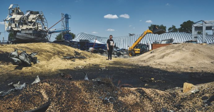 Grano, Putin e il “piano africano” Nato: “Sorvegliamo il Mar Nero”