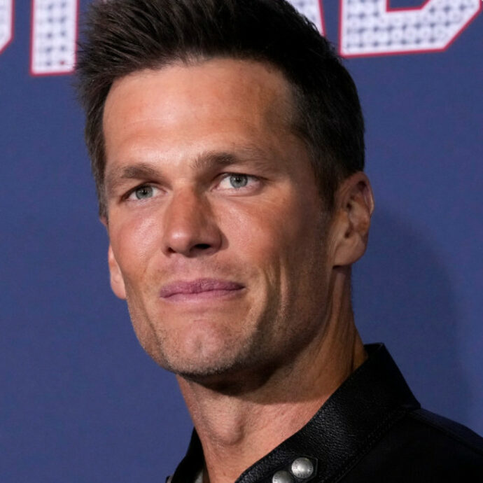 “Junie è un clone del mio cane defunto Lua, è bastato un semplice prelievo di sangue prima che morisse”: la rivelazione choc di Tom Brady