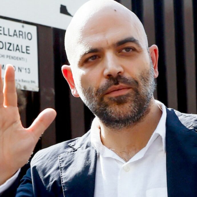 Buchmesse 2024, il commissario Mazza ci ripensa e invita Roberto Saviano, ma lui risponde no: “Sono state dette falsità. Andrò dai tedeschi”