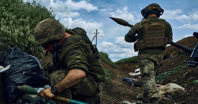 New York Times: “Massima spinta della controffensiva di Kiev”. Putin: “No, nemico fermato”. Zelensky: “Anche la Crimea sarà liberata”
