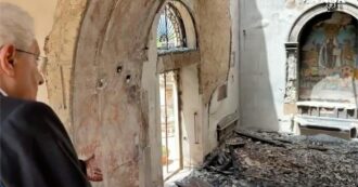 Copertina di Mattarella a Palermo visita la chiesa di Santa Maria di Gesù distrutta dalle fiamme