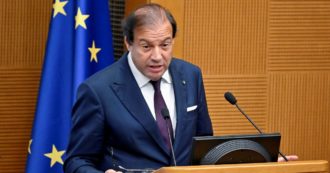 Copertina di Altro condono a imprese e ricchi