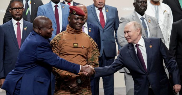 Putin fa scacco matto in Africa: cancellati 23 miliardi di debiti