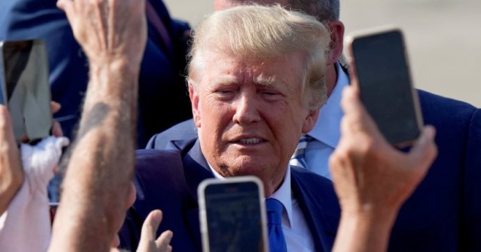 Caso Trump: cancellati i video di Mar-a-lago  “Mostrò agli ospiti piano di attacco all’Iran”