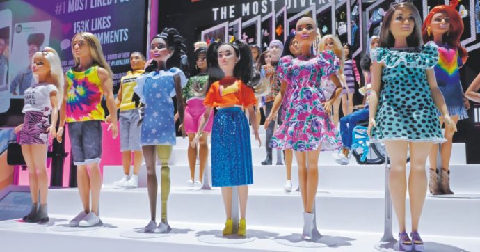 Dalla Duma con furore: “Basta con le Barbie, sono armi Lgbt”