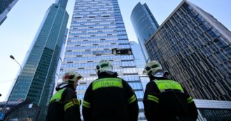 Copertina di Ucraina, la diretta – Papa Francesco chiede il ripristino dell’accordo sul grano. Zelensky: “Richiamo importante”. “Attacco di Kiev su Mosca, un ferito”