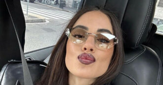 Copertina di Giulia De Lellis dopo la vacanza in Israele: “Oggi non posso esserci, mi hanno sequestrata”. Ma non è come sembra