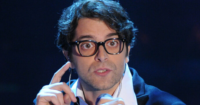 Samuele Bersani prende di mira i trapper: "Quando si stacca l'aututone