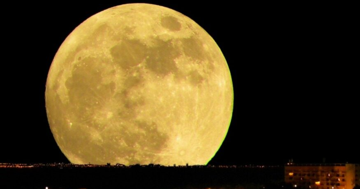 Arriva la Superluna dello Storione: a che ora e come fare per vederla. Ecco tutto ciò che c’è da sapere sull’evento