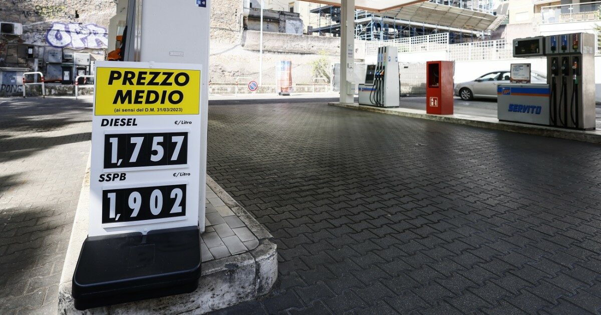 Benzina, Da Oggi Scatta L'obbligo Dei Distributori Di Esporre I Prezzi ...