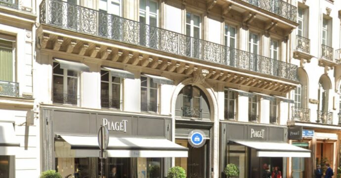 Parigi, rapinata la gioielleria Piaget: “Bottino dal valore tra i dieci e 15 milioni di euro”