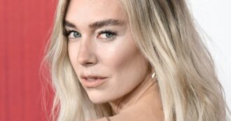 Copertina di Vanessa Kirby rivela: “Joaquin Phoenix poteva schiaffeggiarmi e farmi ciò che voleva sul set”