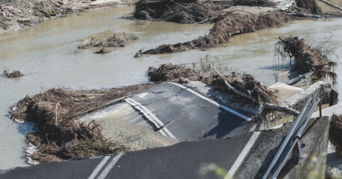 Copertina di Memorie del suolo: nessuna legge a tutela, il cemento vince facile