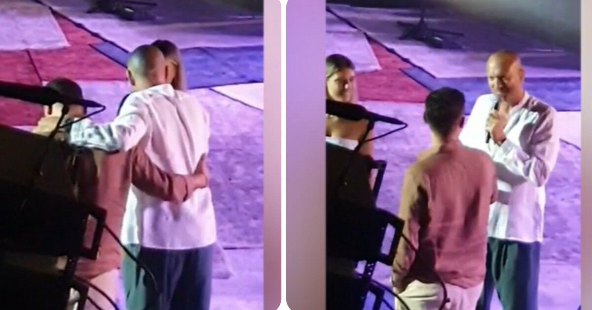 Antonacci, proposta di matrimonio durante il concerto. Il cantante: “Il primo figlio se è maschio chiamatelo Biagio”