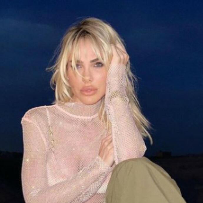 Ilary Blasi e Bastian Muller, il selfie di coppia che allontana le voci di crisi