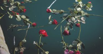 Copertina di Viaggio in Italia con delitto. Coltellate, colpi in testa, poche armi