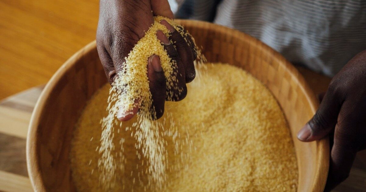 Il cliente se ne va dal ristorante con insulti razzisti contro la proprietaria. La denuncia amareggiata sui social: “Il nero va bene fin quando fa il lavapiatti”