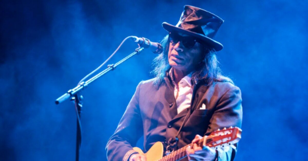 Sixto Rodriguez morto, addio al folksinger che aveva raccontato la propria storia in “Searching for Sugar Man”