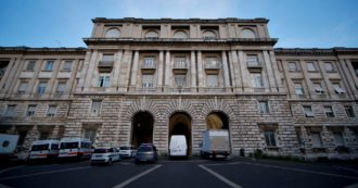 Copertina di Roma, la pediatria verso il monopolio del Vaticano