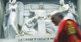 Copertina di Torna la prescrizione, tutti i processi in fumo: brindano Santanchè&C.