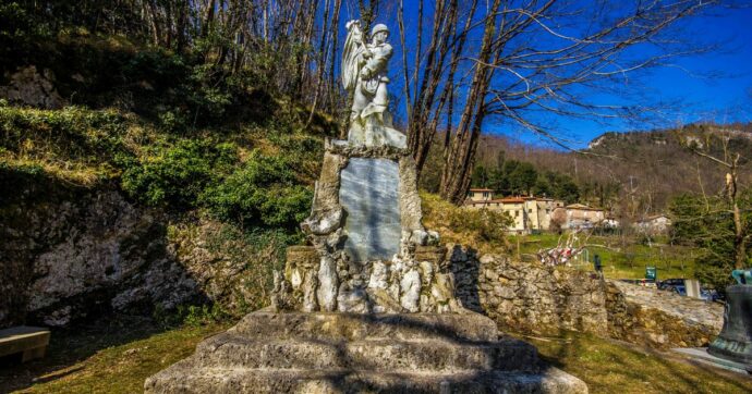 Anniversario dell’eccidio nazifascista di Sant’Anna di Stazzema, Mattarella: “L’Europa toccò il fondo dell’abisso”