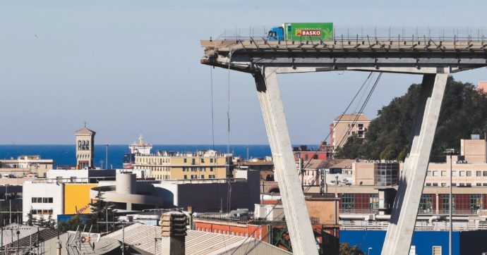 Copertina di Ponte di Genova, gli imputati rifiutino la prescrizione