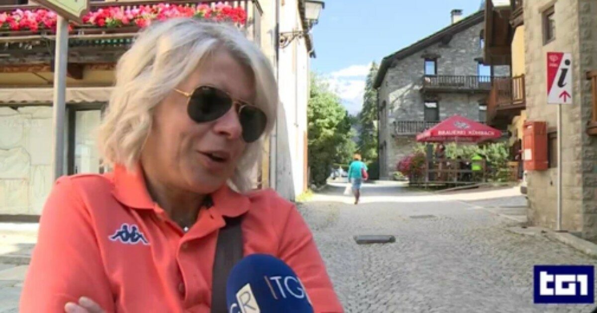 “Maria De Filippi intervistata dal TG1 mentre è in vacanza”: l’equivoco social fa sorridere il web (ma qualcuno ci ha creduto)
