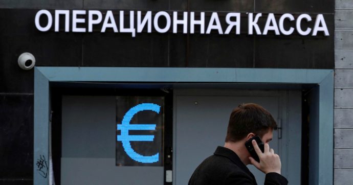 Il rublo resta “malato”: lo zar ora dovrà colpire gli oligarchi