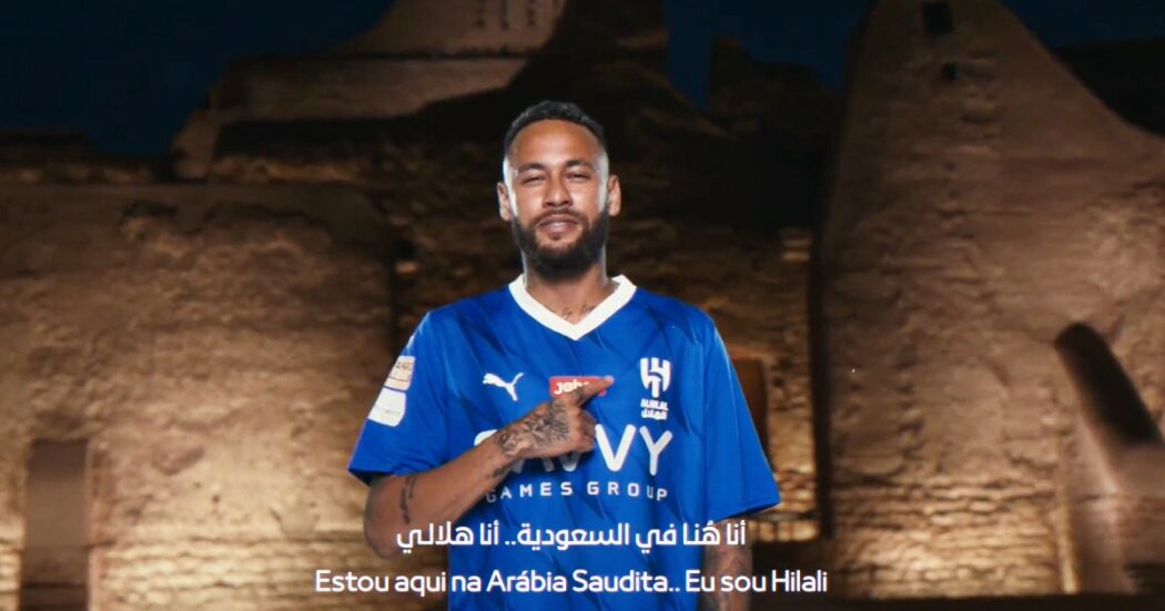 “Sono qui in Arabia Saudita, sono un Hilali”: il video in cui Neymar annuncia il passaggio al club dell’Al Hilal
