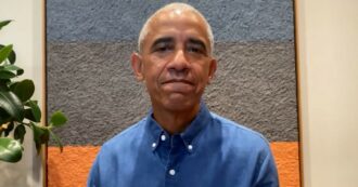 Copertina di Incendi alle Hawaii, Barack Obama lancia un appello: “Pensieri e preghiere non bastano, servono donazioni” – Video