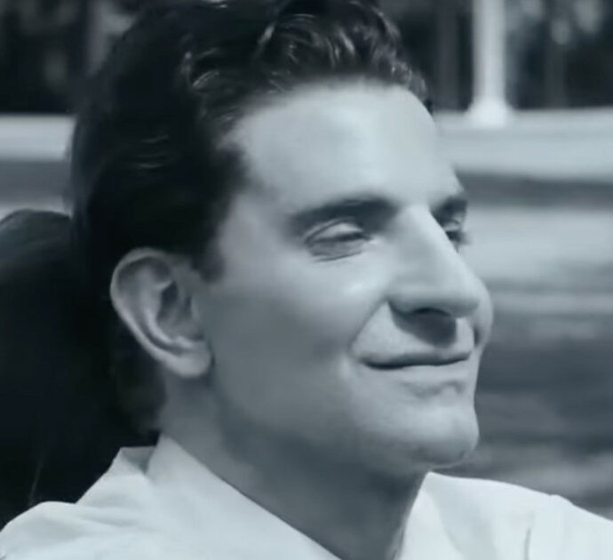 Bradley Cooper, il “naso ebraico” nel film su Bernstein scatena la polemica: “Stereotipo razzista”