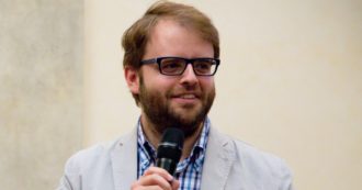 Copertina di Salario minimo, Pregliasco: “Visto, Pd? Occuparsi di sociale paga”