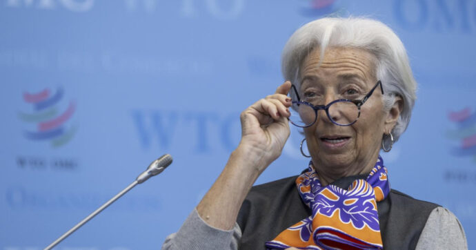 Bce contro la tassa sulle banche. La presidente Lagarde scrive al governo per esprimere le sue perplessità