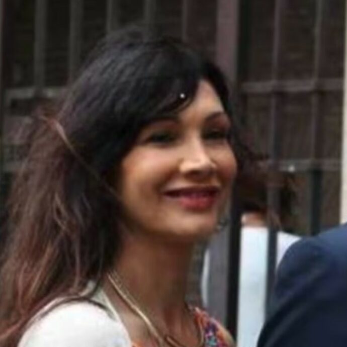 “Mio marito Stefano Giovino ha 15 anni meno di me, ma sarebbe stato un peccato fermarsi per l’età. La sua presenza è coinvolgente”: Luisa Corna sul matrimonio