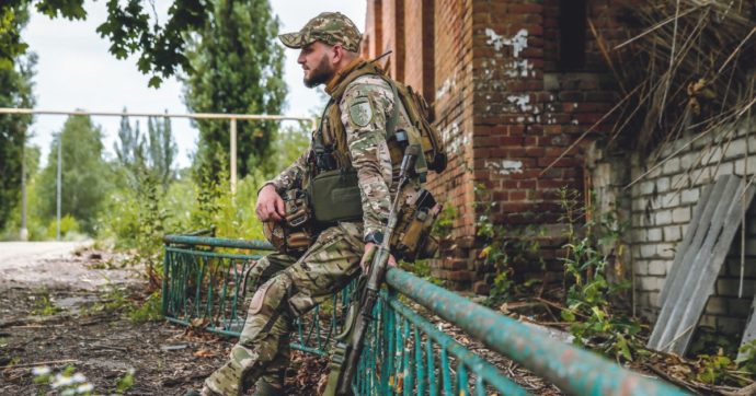 Lo “stallo” sul campo fa comodo a Putin e infetta l’Occidente