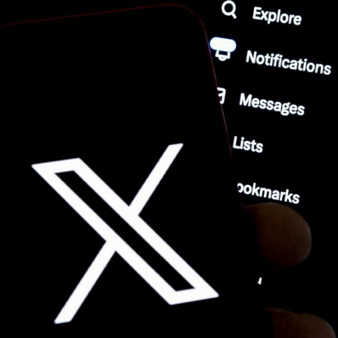 X dice addio al vecchio algoritmo: arriva il nuovo calcolo probabilistico gestito dall’IA che suggerisce i “per te”. Come funziona