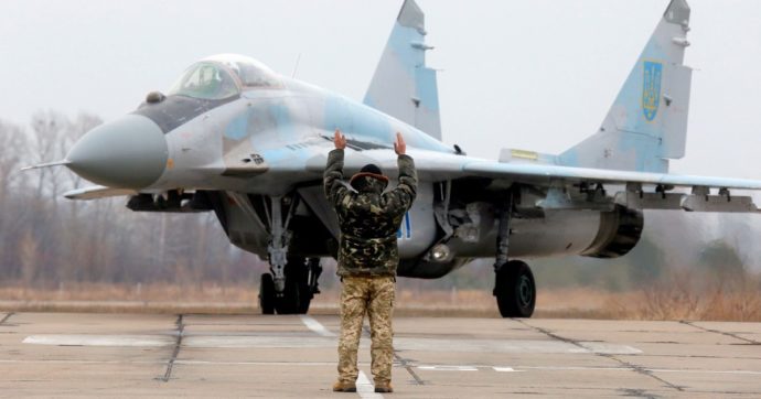 Mosca, basta licenze all’Est Europa: “Danno armi sovietiche a Kiev”