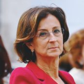 Copertina di Dopo la giustizia, Cartabia vuole riformare  la Carta