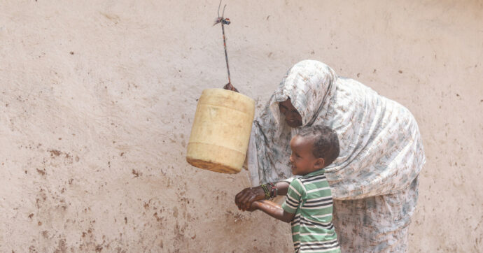 Siccità, l’allarme di Oxfam: “Entro il 2050 tre miliardi di persone senz’acqua. In Africa un pozzo su cinque è già completamente asciutto”